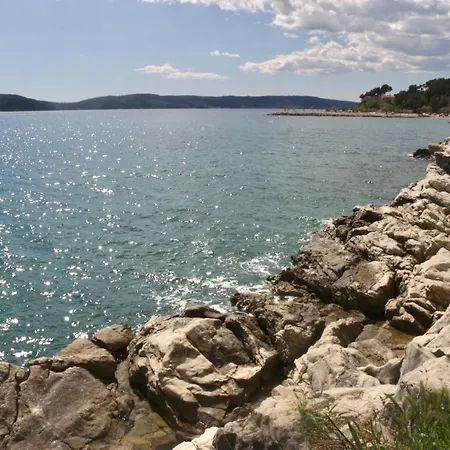 Апартаменти Meje Seafront *