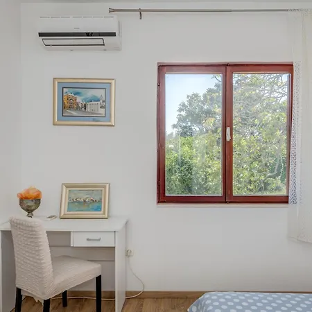 Meje Seafront Apartment Split