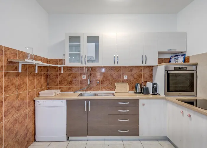 Meje Seafront Apartment